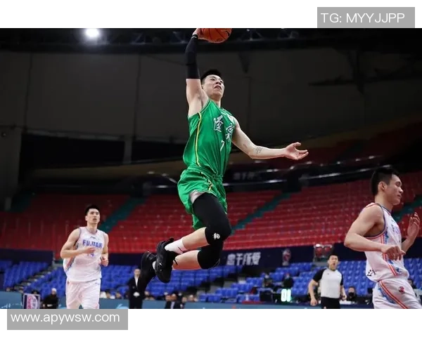 广州排球队以93分领跑杯赛积分榜展现强劲实力和竞争优势 广州排球队以93分领跑杯赛积分榜展现强劲实力和竞争优势